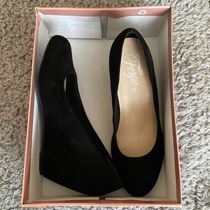 Fergie footwear wedges. Black. 7 1/2